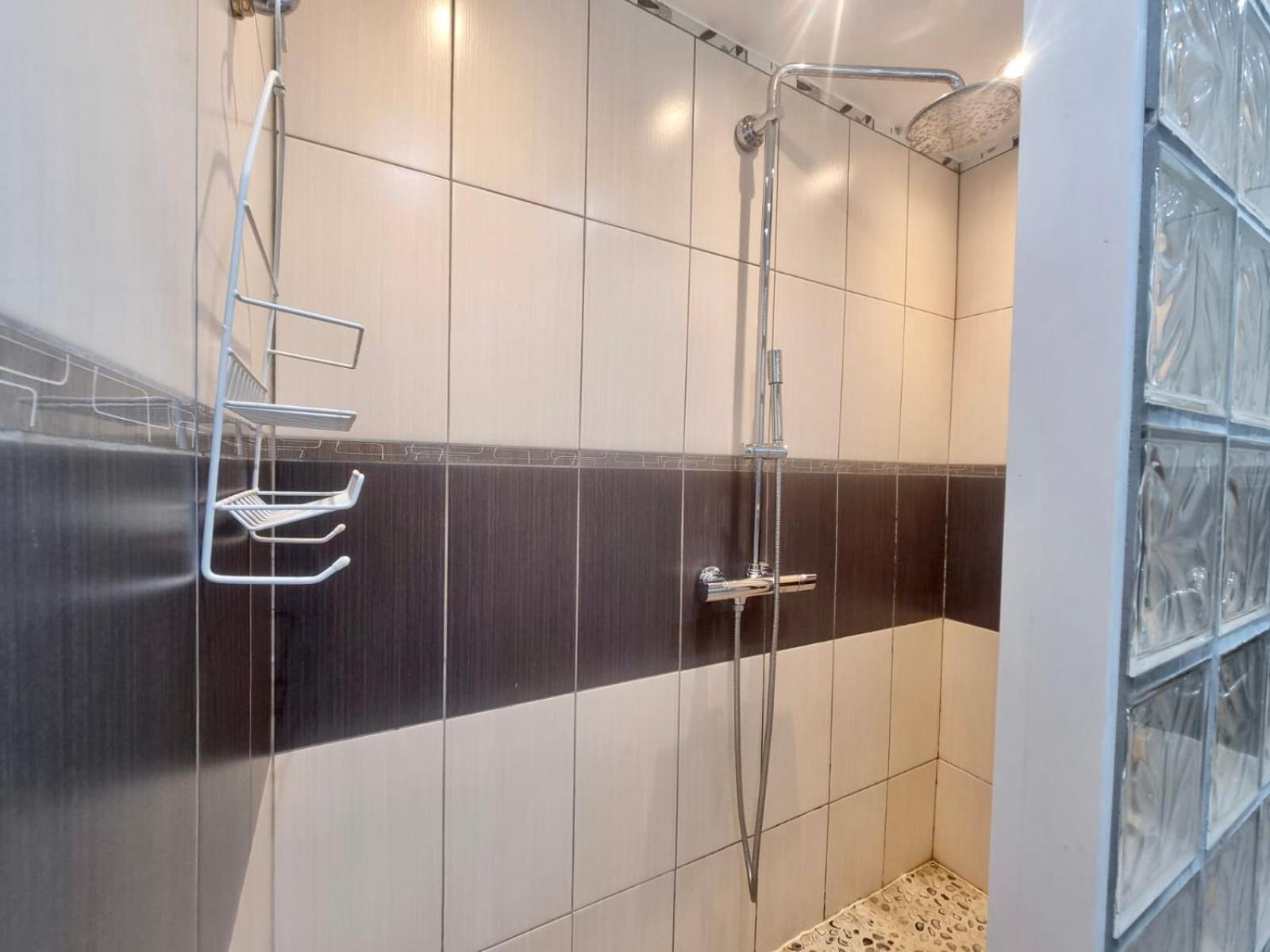 Velasquez A Apartment *